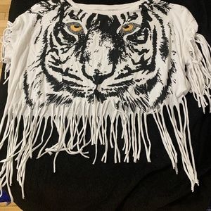 Tank top with rocker threading